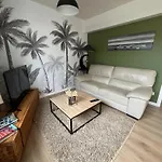 Maison Renovee Pres De La Avec Jardin Clos Et Parking - Fr-1-426-562 Prázdninový dům *